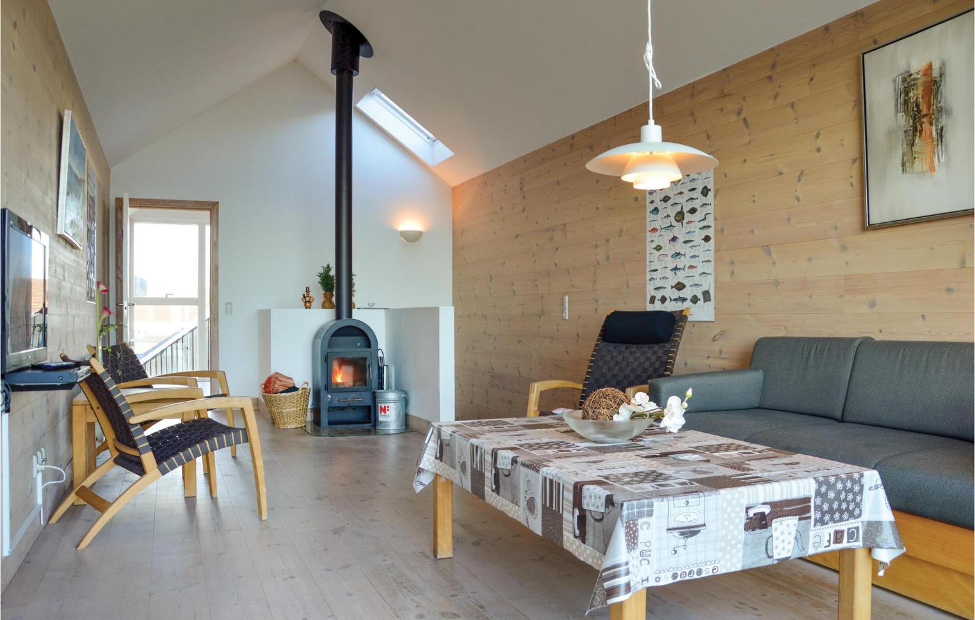 2 Bedroom Gorgeous Home In ヴィデ・サンデ エクステリア 写真