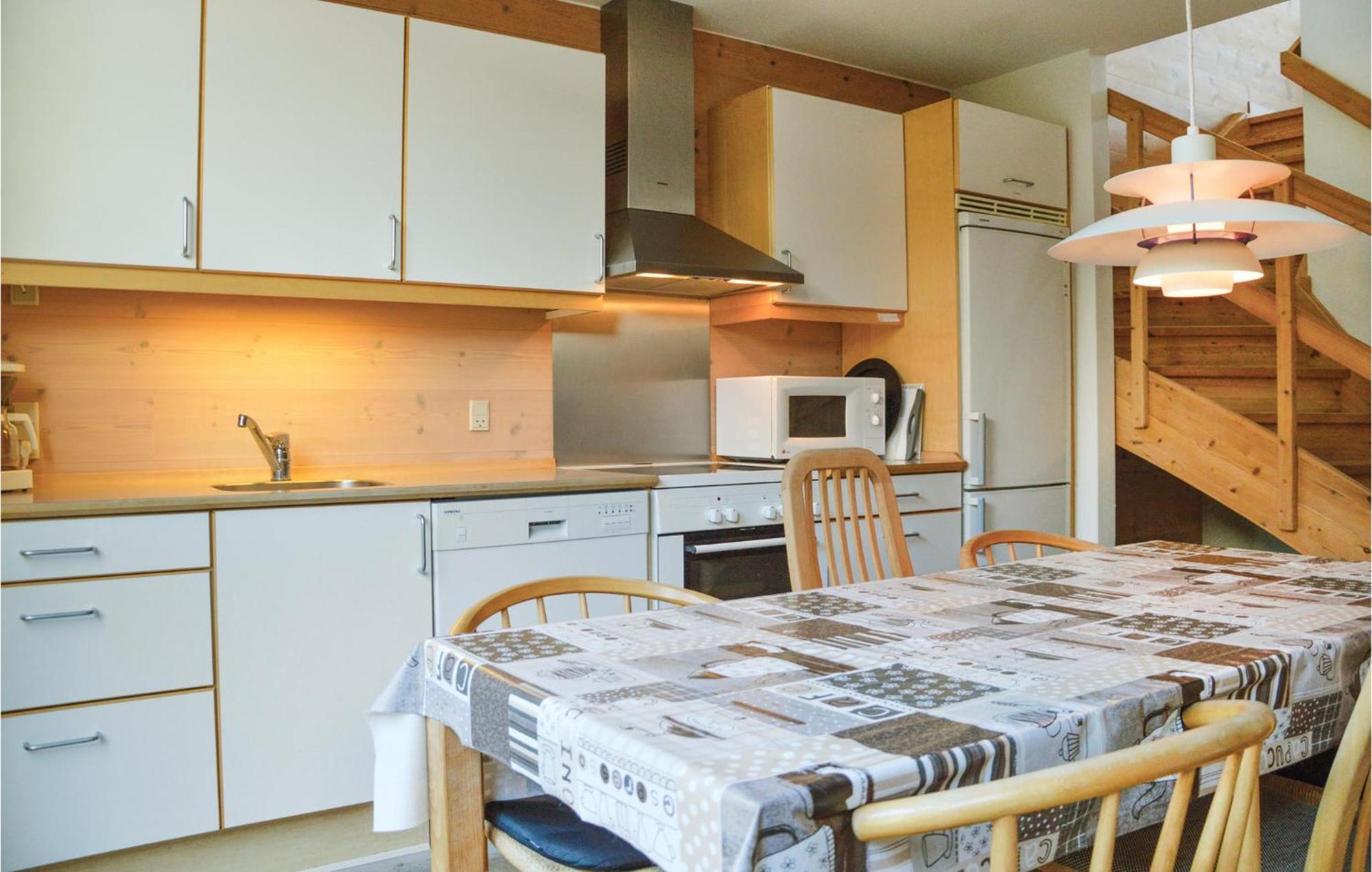 2 Bedroom Gorgeous Home In ヴィデ・サンデ エクステリア 写真